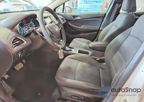 2018 Chevrolet Cruze Lt z USA, uszkodzony, nr VIN 1G1BE5SM1J7201091